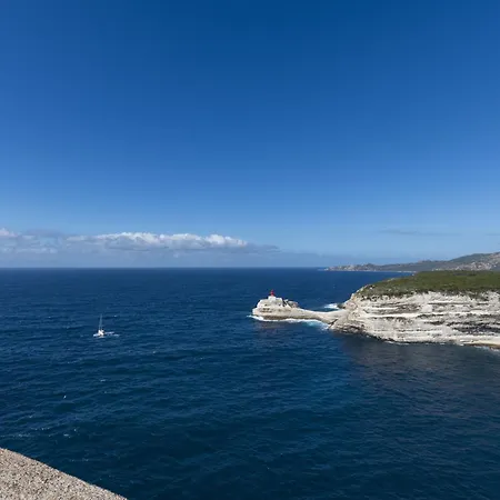 Holiday home Les Hameaux De La Rondinara-8 By Interhome *